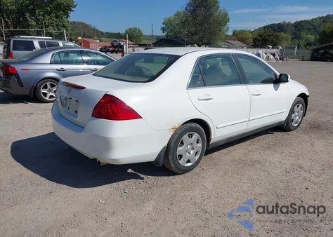 2007 Honda Accord 2.4 Lx z USA, uszkodzony, nr VIN 1HGCM56447A227173